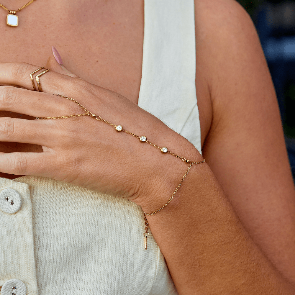 Freya Crystal Hand Chain Bracelet - Beautiful Earth Boutique