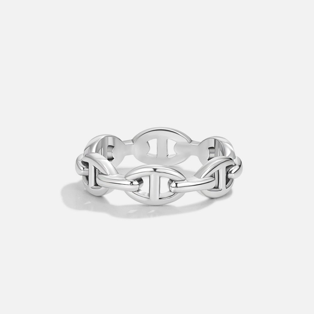 Raya Silver Chain Band Ring, polished silver chain band ring on a plain white background