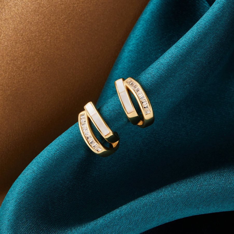 'Timeless Love' Pearl & Crystal Earrings - Beautiful Earth Boutique