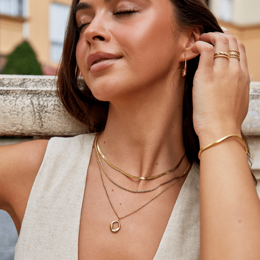 Zola Geometric Gold Necklace - Beautiful Earth Boutique