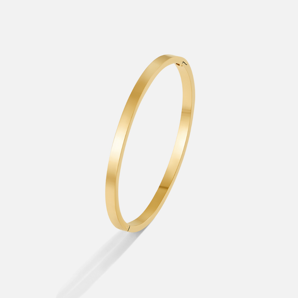 Lilah Gold Bangle