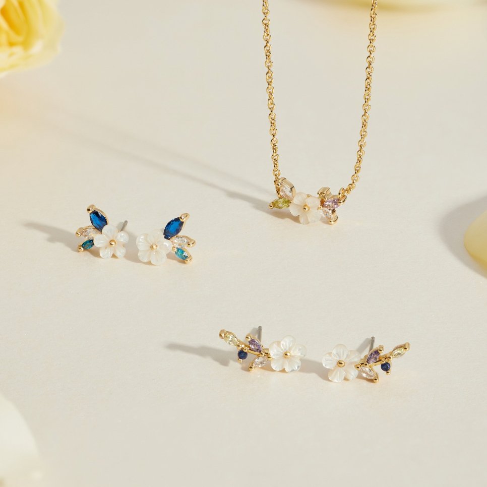 Crystal White Blossom Earrings - Beautiful Earth Boutique