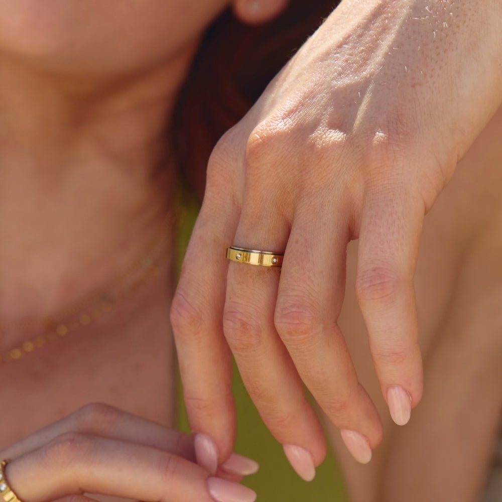 Eternity Love Band Ring - Beautiful Earth Boutique