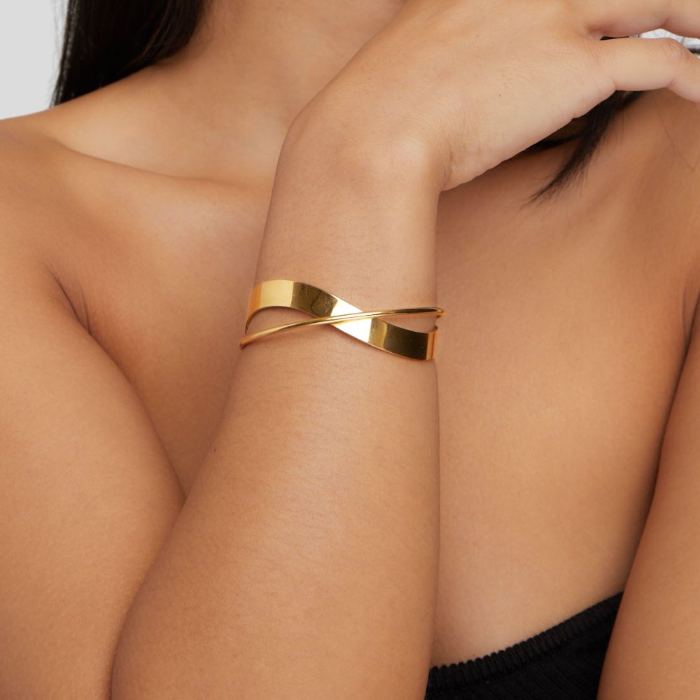 Eve Gold Bangle - Beautiful Earth Boutique