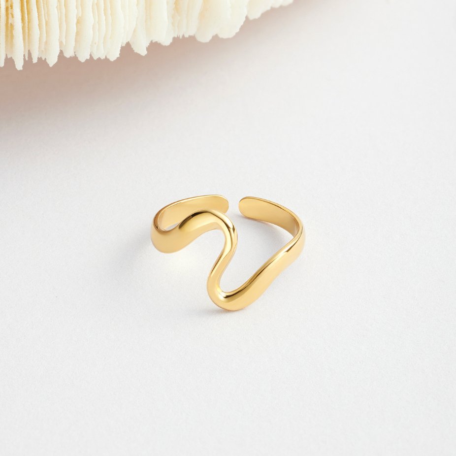 Gold Wave Ring - Beautiful Earth Boutique