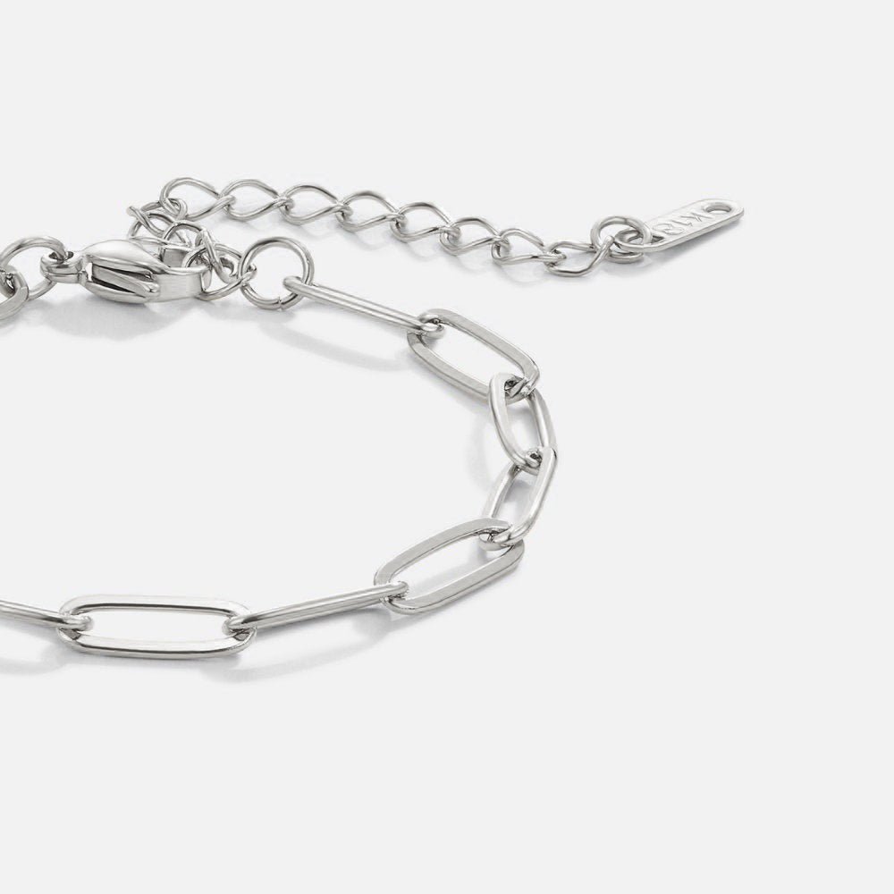 Paperclip Silver Bracelet, close-up of elongated silver links with lobster clasp and extender chain