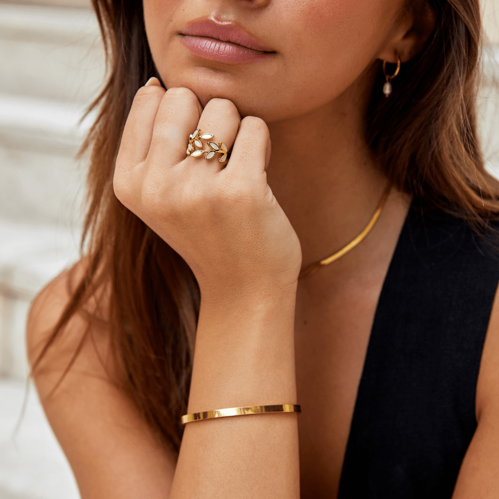 Rina Gold Bangle - Beautiful Earth Boutique