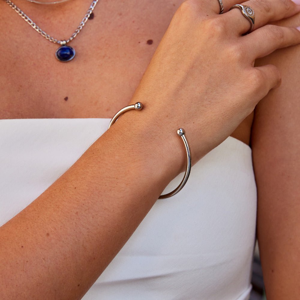 Silver Penelope Bangle - Beautiful Earth Boutique
