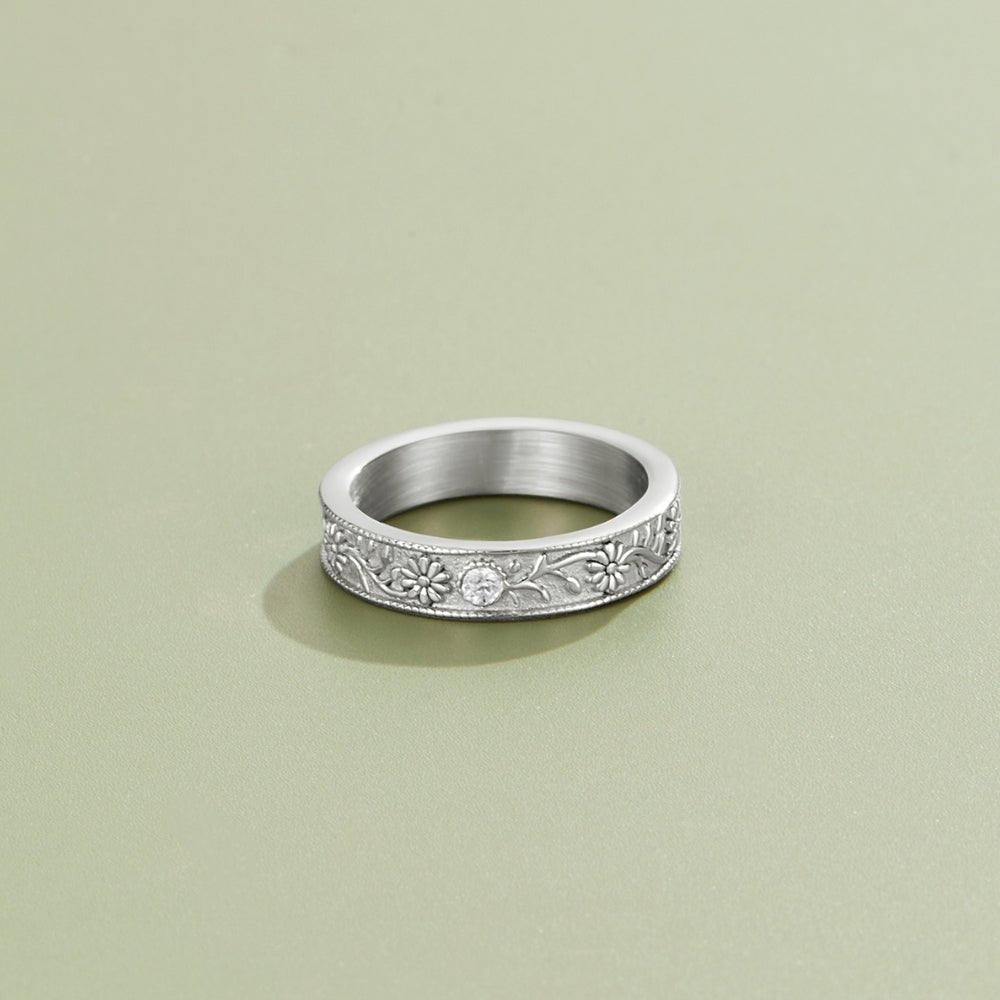 Silver Sculpted Flower Band Ring - Beautiful Earth Boutique