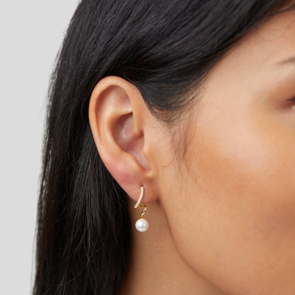 Tamara Pearl Wave Earrings - Beautiful Earth Boutique