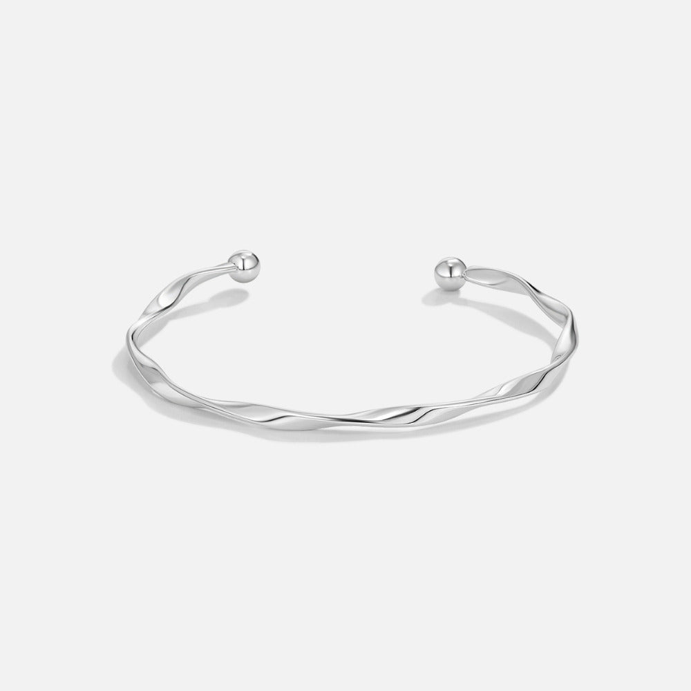Twisted Imari Silver Bangle - Beautiful Earth Boutique